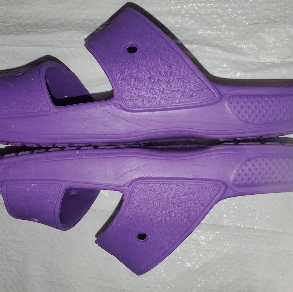 Sandals - Picture 3 of 4
